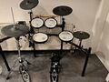 Elektronisches Schlagzeug Roland TD-15  E-Drum-Set inkl.HiHat Maschine.