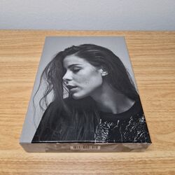 Lena - Crystal Sky Limited Fan Box