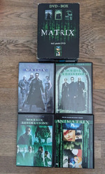 Matrix Teil 1 2 3 + gratis DVD im Schuber  6 DVDs Box KULT Revolutions Reloaded