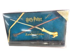 Harry Potter: Das Buch der Zauberstäbe: Geschenkbox inkl. Buch und #5000972