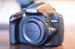Nikon D3200 Gehäuse / 24.2 MP / nur 2K Auslösungen / Top-Zustand