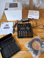 Bose T4s Tonematch Mixer mit Netzteil.