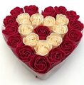 Valentinsgeschenk Frau 24 Baderosen Handarbeit Rosen Seife Geschenkbox Freundin