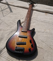 5-saitige "Fusion" E-Bassgitarre, Stagg, Farbe sunburst ohne Saiten