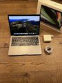 Apple MacBook Pro 13,3 Zoll | M2 | 256GB SSD |8GB RAM | Space Grau | Lesen