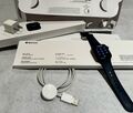 Apple Watch Serie 6 (GPS + Handy 40 mm) blaues Aluminiumgehäuse mit tiefmarineblauem Sportband