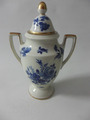 Royal  Bavaria Bayern Blaue Blume Porzellan Porcelain Vase Blumenvase Amphore