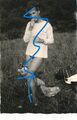 eine liebreizende schöne Frau mit tollen Beinen 90 x 60mm 1966 SW