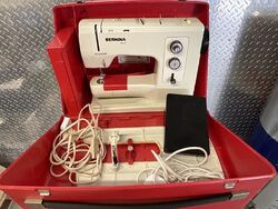 Bernina 830 Nähmaschine (guter Betriebszustand)