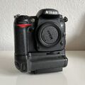 Nikon D7000 16.2 MP SLR-Digitalkamera - Schwarz Gehäuse mit Akkugriff etc Set