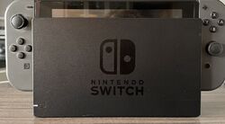Nintendo Switch Spielekonsole mit viel Zubehör