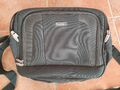 Aufsteckbare Bordtasche Boardcase Umhängetasche Laptop TRAVELITE  grün