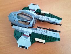 LEGO Star Wars: Anakins Jedi Interceptor (9494)