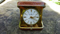 Seltene Vintage Heimuhr Co Wecker Uhr im Ledergehäuse Swiss Made funktionsfähig