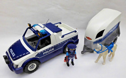 PLAYMOBIL Police-Truck  aus Set 5528 mit Pferdetrailer aus Set 6922