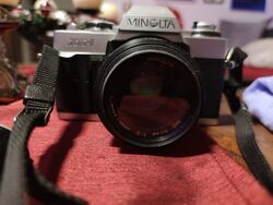 Minolta XG-1 Spiegelreflexkamera Objektiv MD 1:2/50mm (49mm) Ø 49mm lens