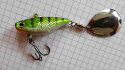 Quantum 4Street Spin-Jig Spinjig UV Active Farbe "Perch" Gewicht "28g" Neu