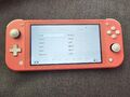 Nintendo Switch Lite 32GB Spielkonsole - Koralle (10004131)