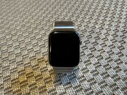 Apple Watch Serie 4 Edelstahl + 3 Armbänder