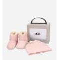 UGG® Jesse Bow Bootie II & für Babys in Pink, Größe 16, Leder
