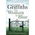 The Woman In Blue - Elly Griffiths, Kartoniert (TB)